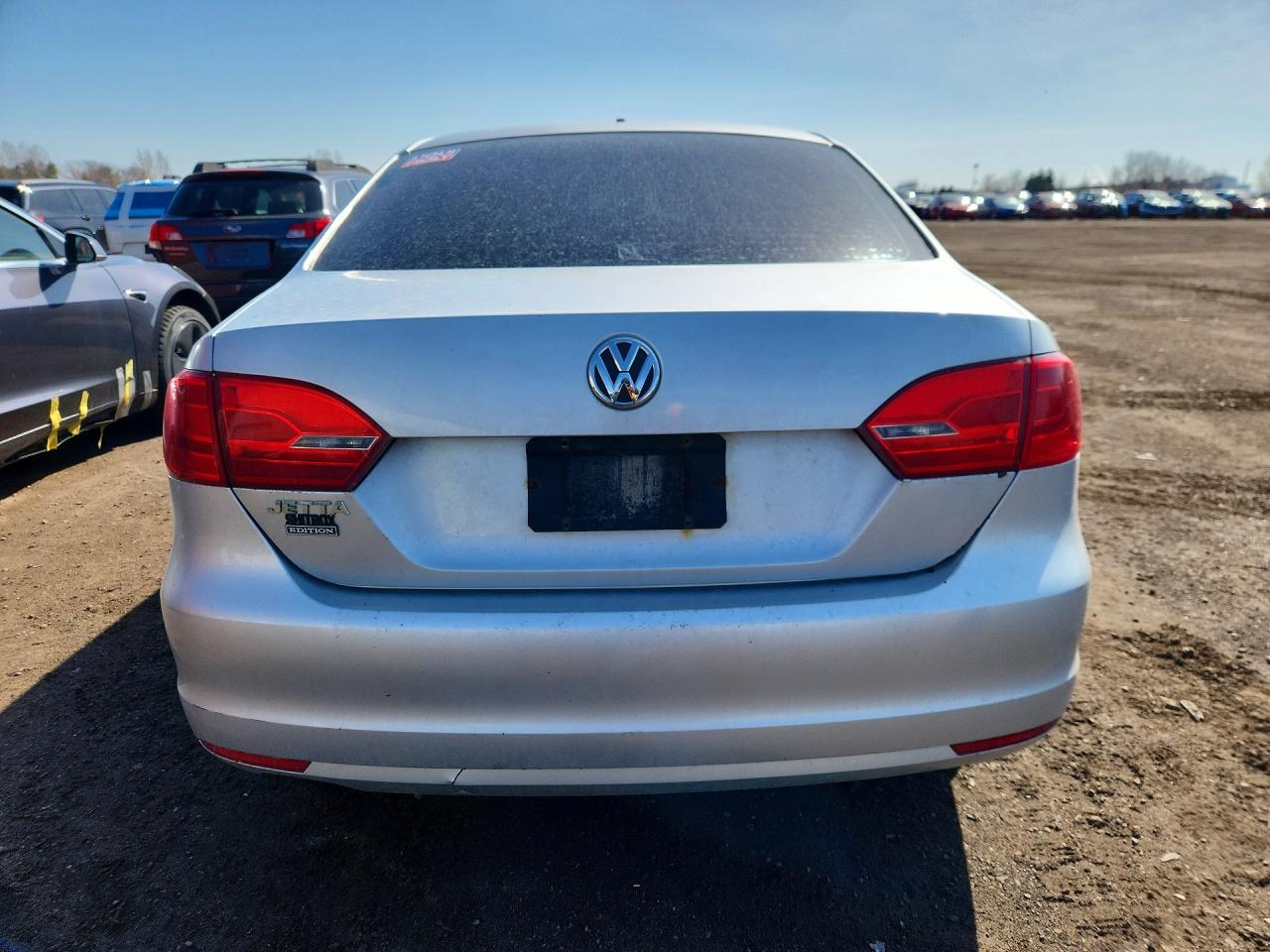 2011 VOLKSWAGEN JETTA BASE photo 16