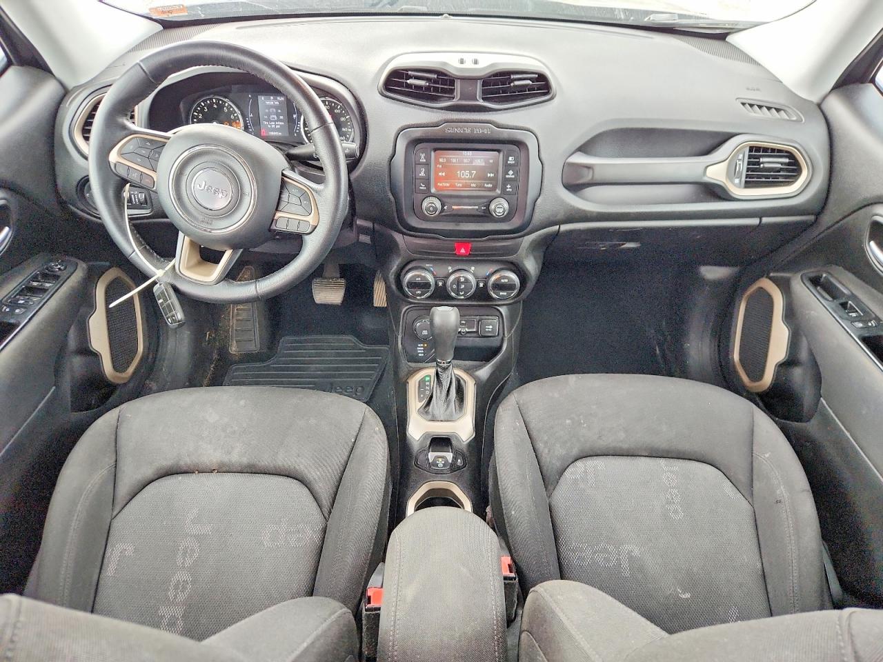 2017 JEEP RENEGADE LATITUDE photo 15