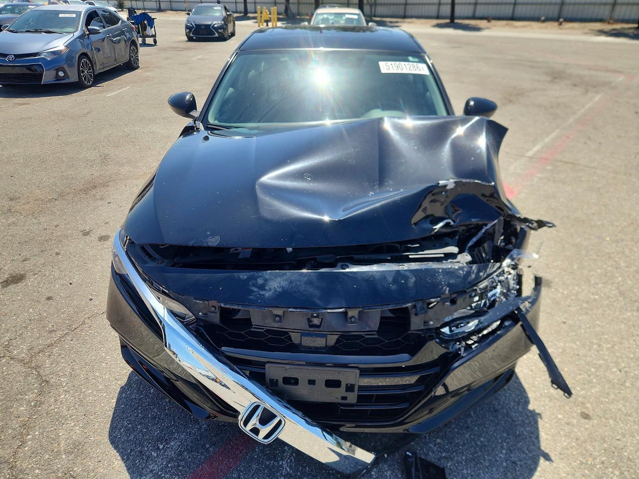 2018 HONDA ACCORD EX photo 13