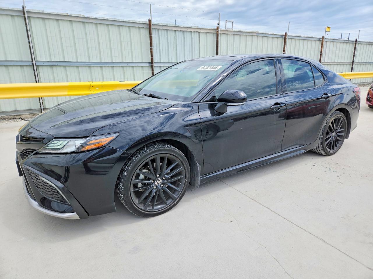 2022 TOYOTA CAMRY