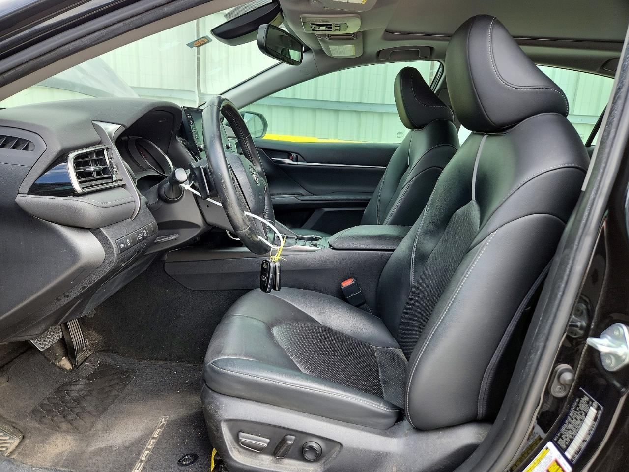 2022 TOYOTA CAMRY XSE photo 7