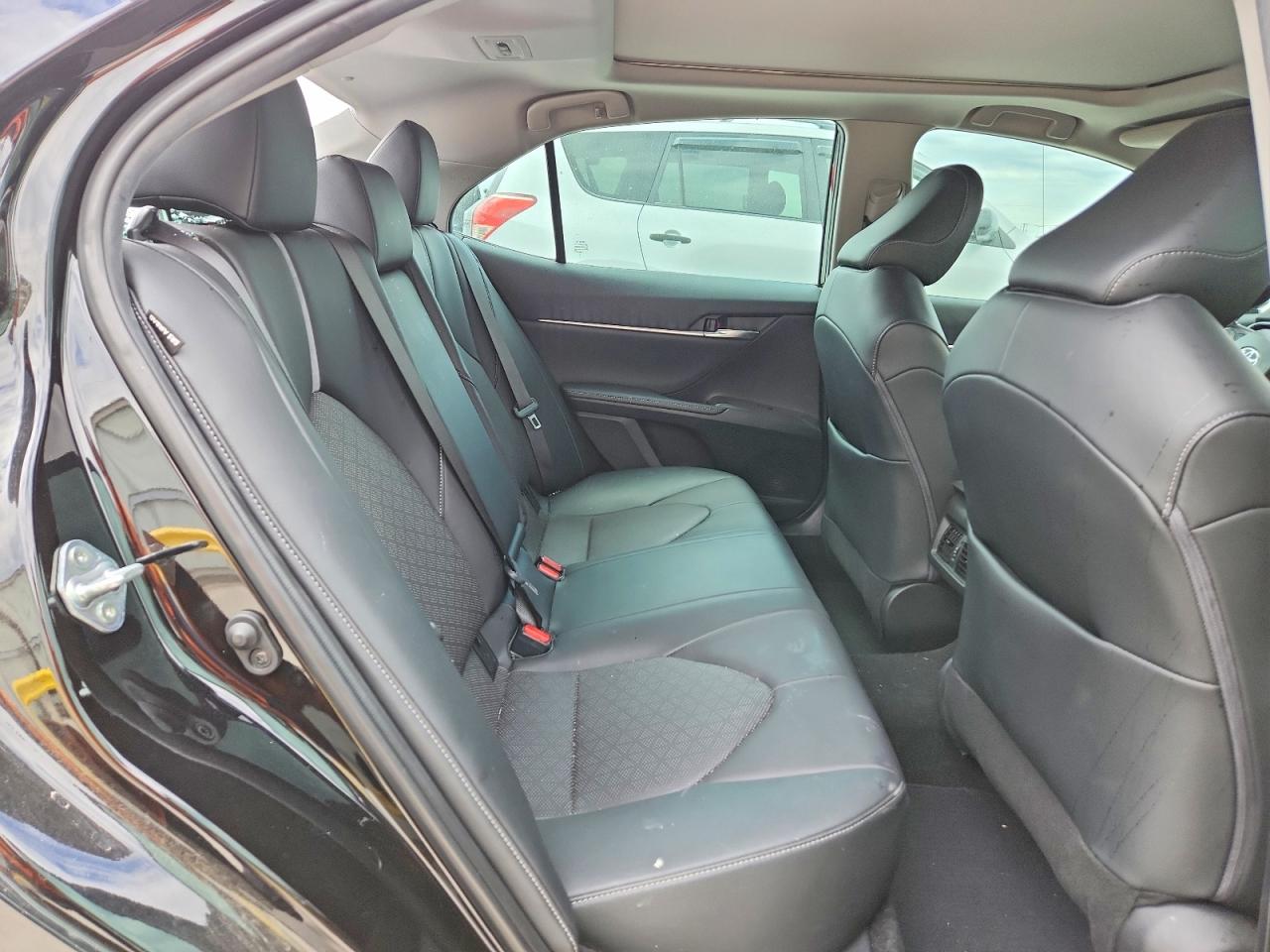 2022 TOYOTA CAMRY XSE photo 10