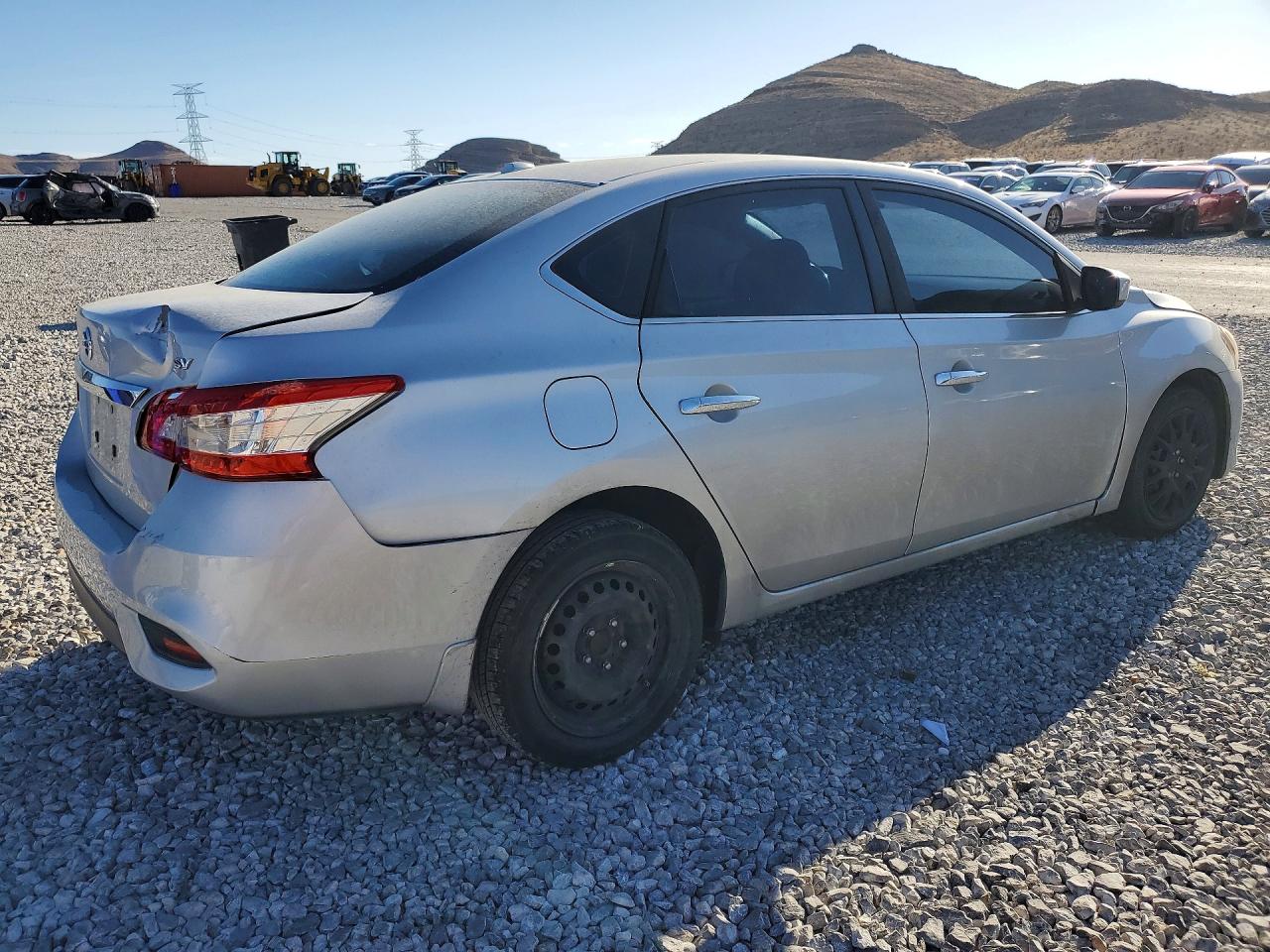 2015 NISSAN SENTRA SV photo 3