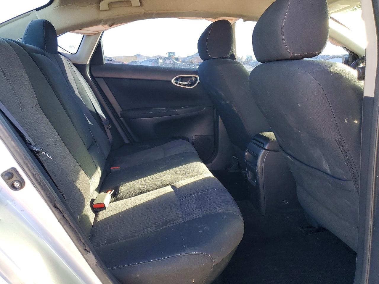 2015 NISSAN SENTRA SV photo 10