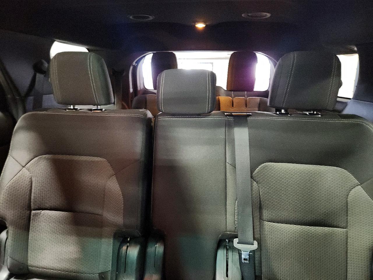 2016 FORD EXPLORER XLT photo 28