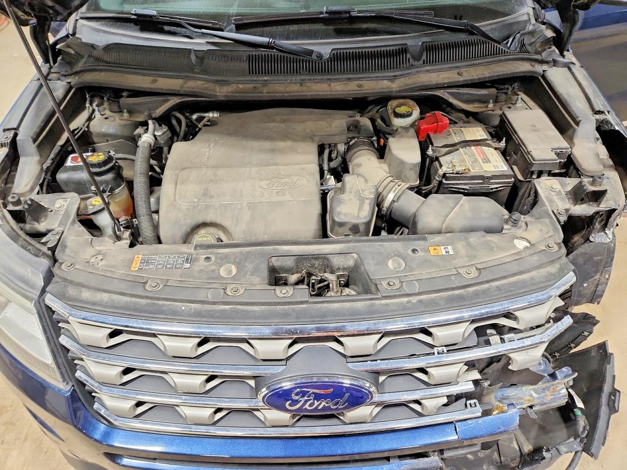 2016 FORD EXPLORER XLT photo 34