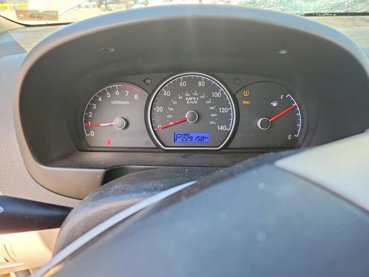 2009 HYUNDAI ELANTRA GLS photo 9