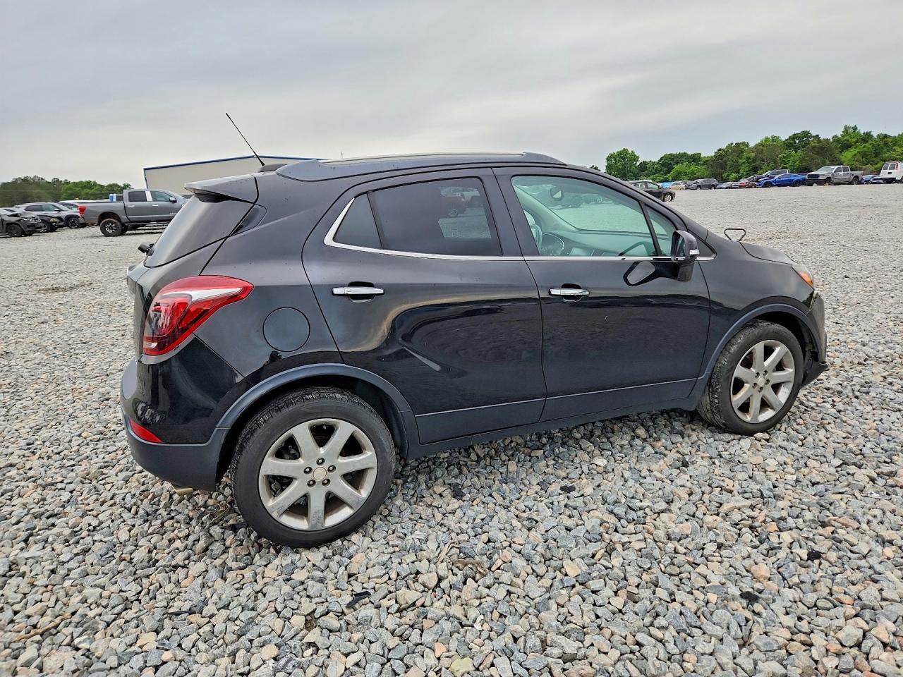 2017 BUICK ENCORE ESSENCE photo 5