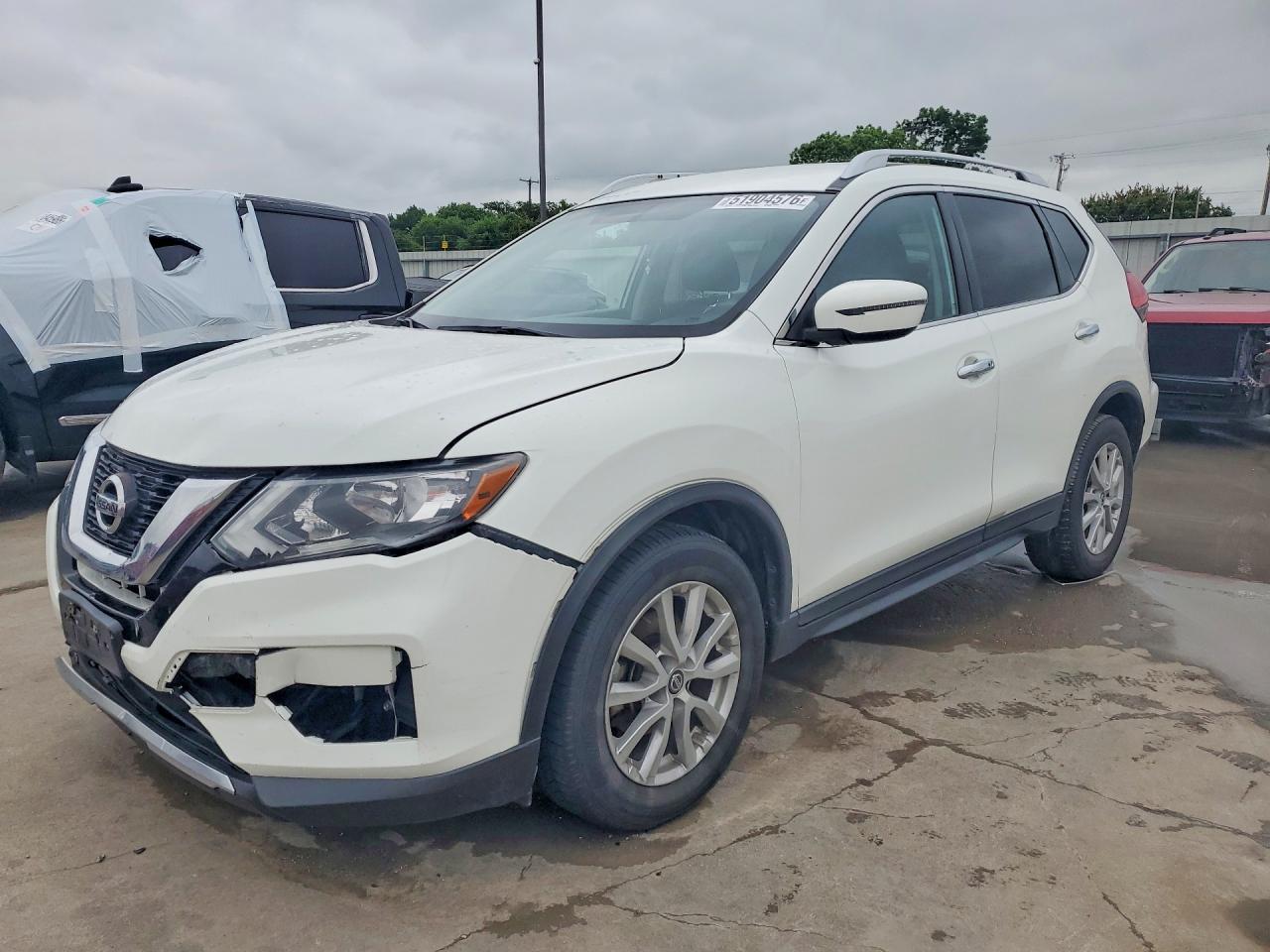 2017 NISSAN ROGUE