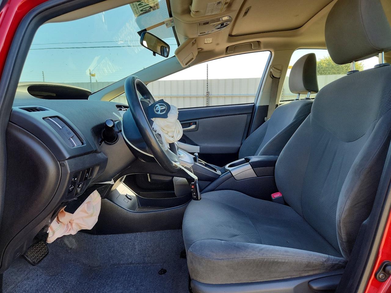 2012 TOYOTA PRIUS THREE photo 7