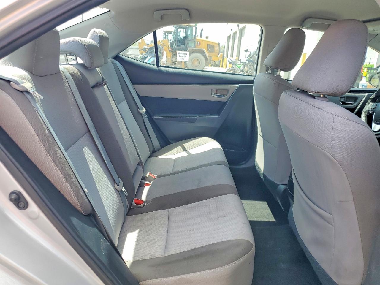 2017 TOYOTA COROLLA LE photo 28