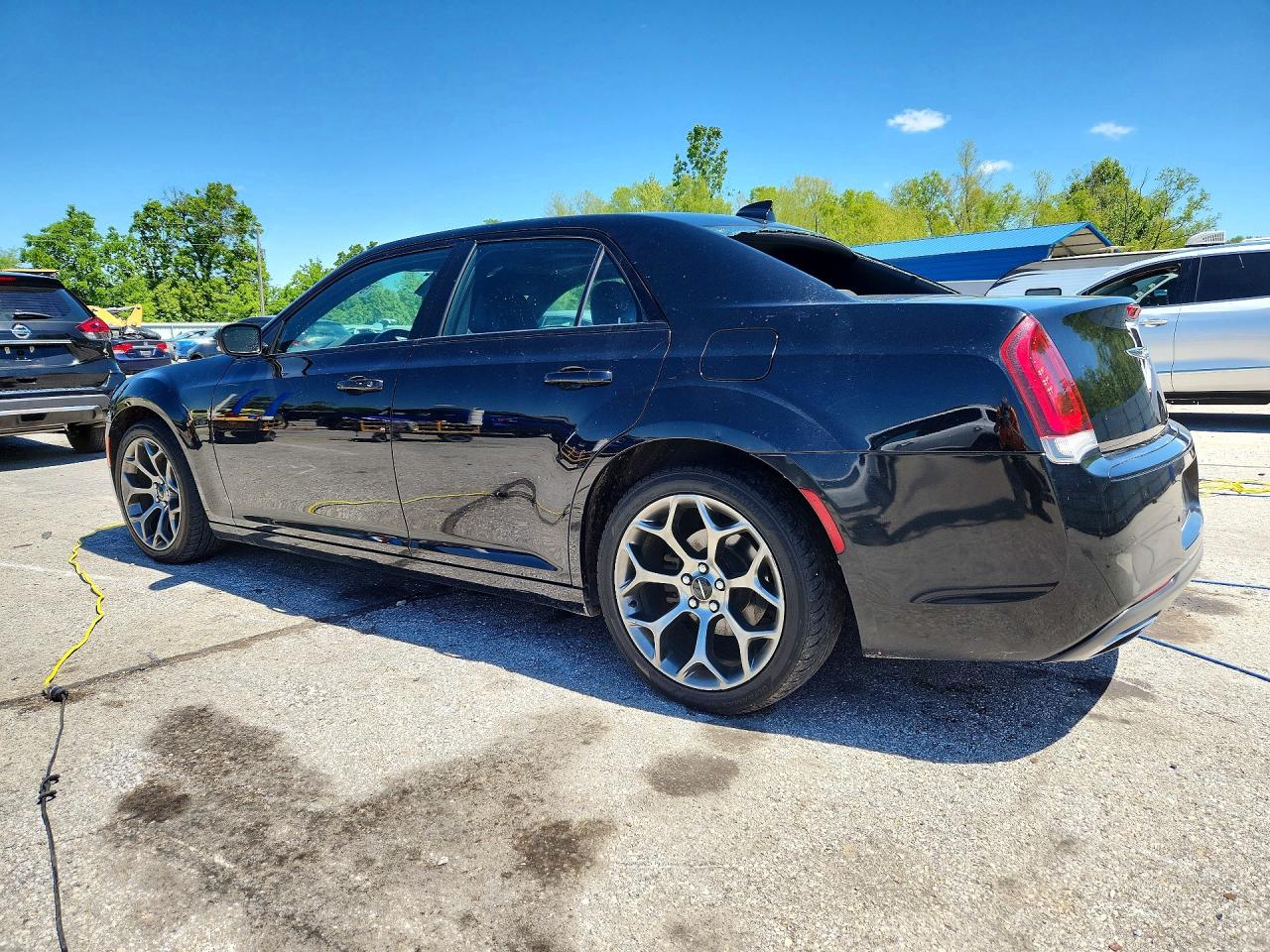 2018 CHRYSLER 300 S photo 2