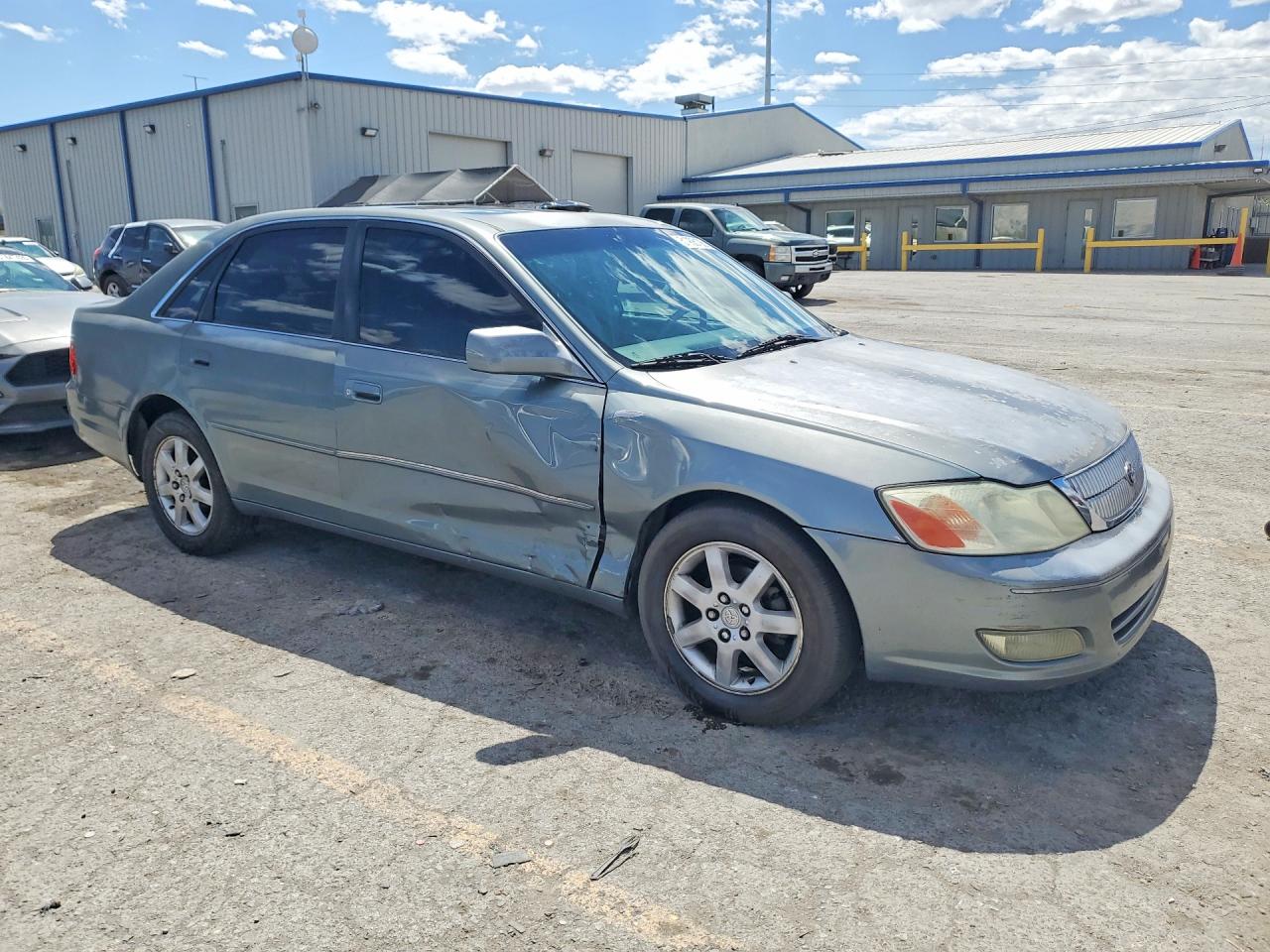 2002 TOYOTA AVALON XLS photo 10
