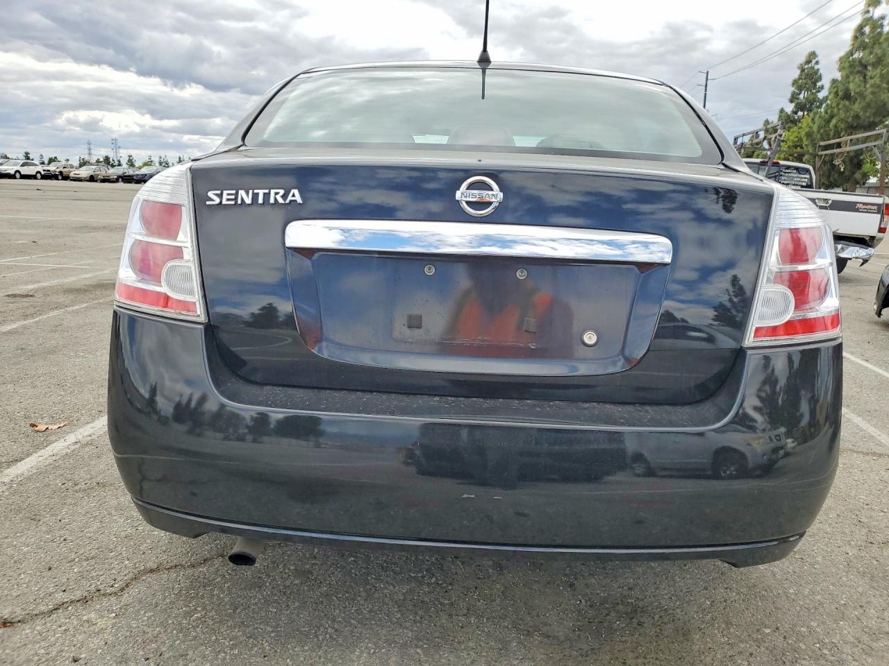 2010 NISSAN SENTRA 2.0 photo 6