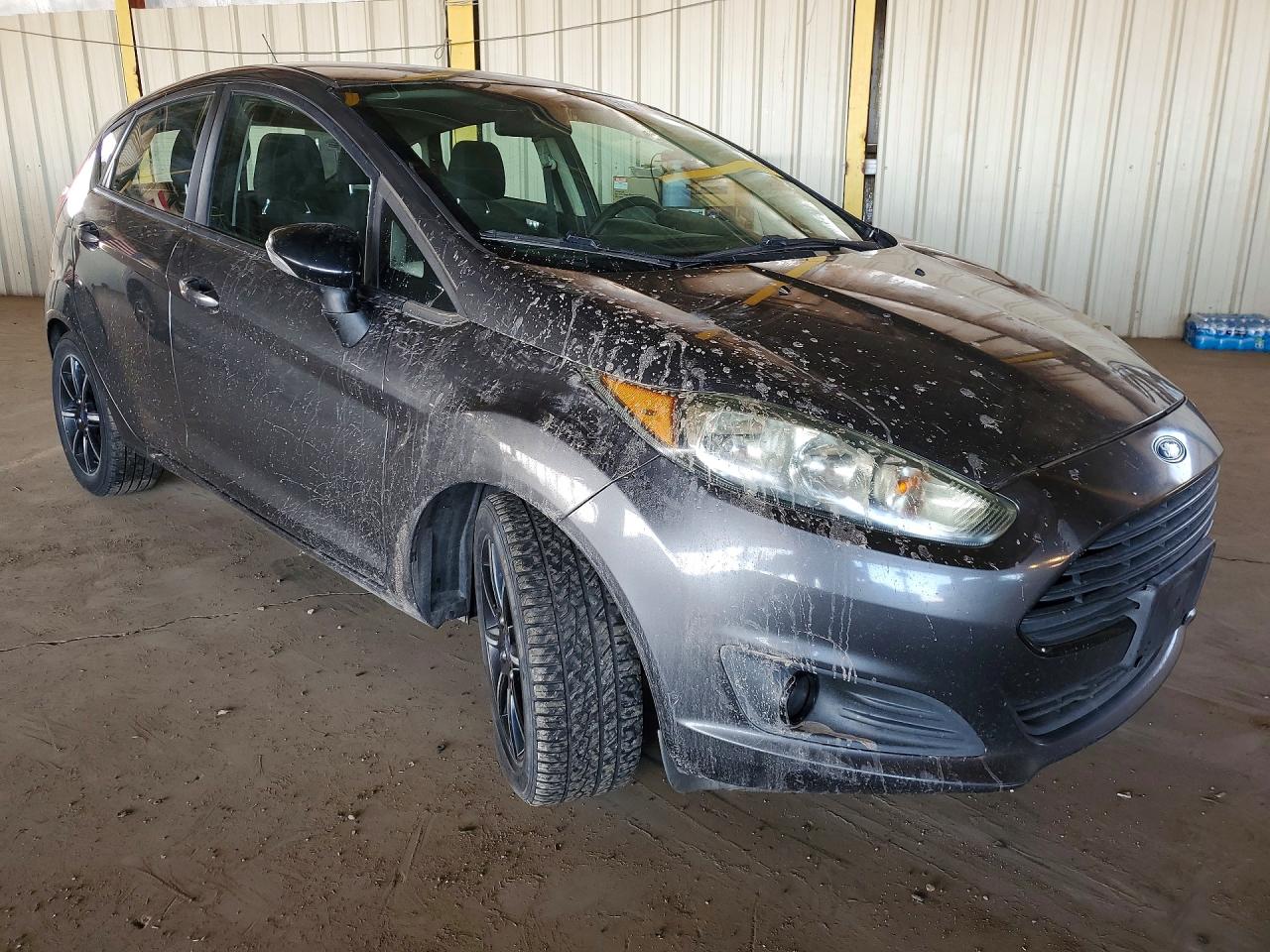 2016 FORD FIESTA SE photo 10