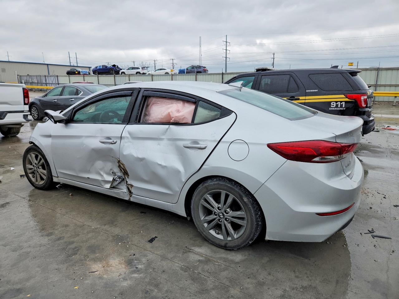 2017 HYUNDAI ELANTRA SE photo 4