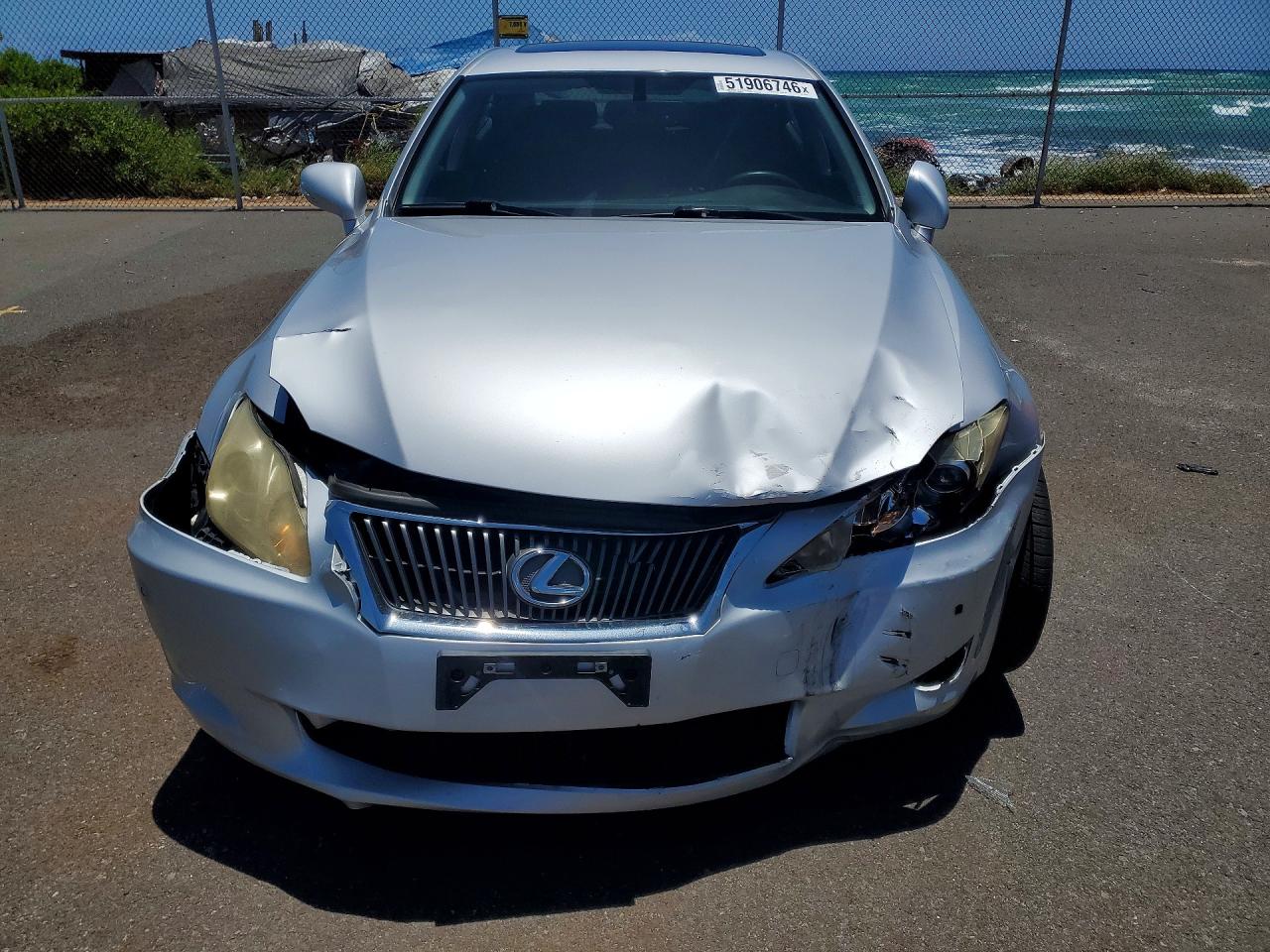 2010 LEXUS IS 250 photo 13