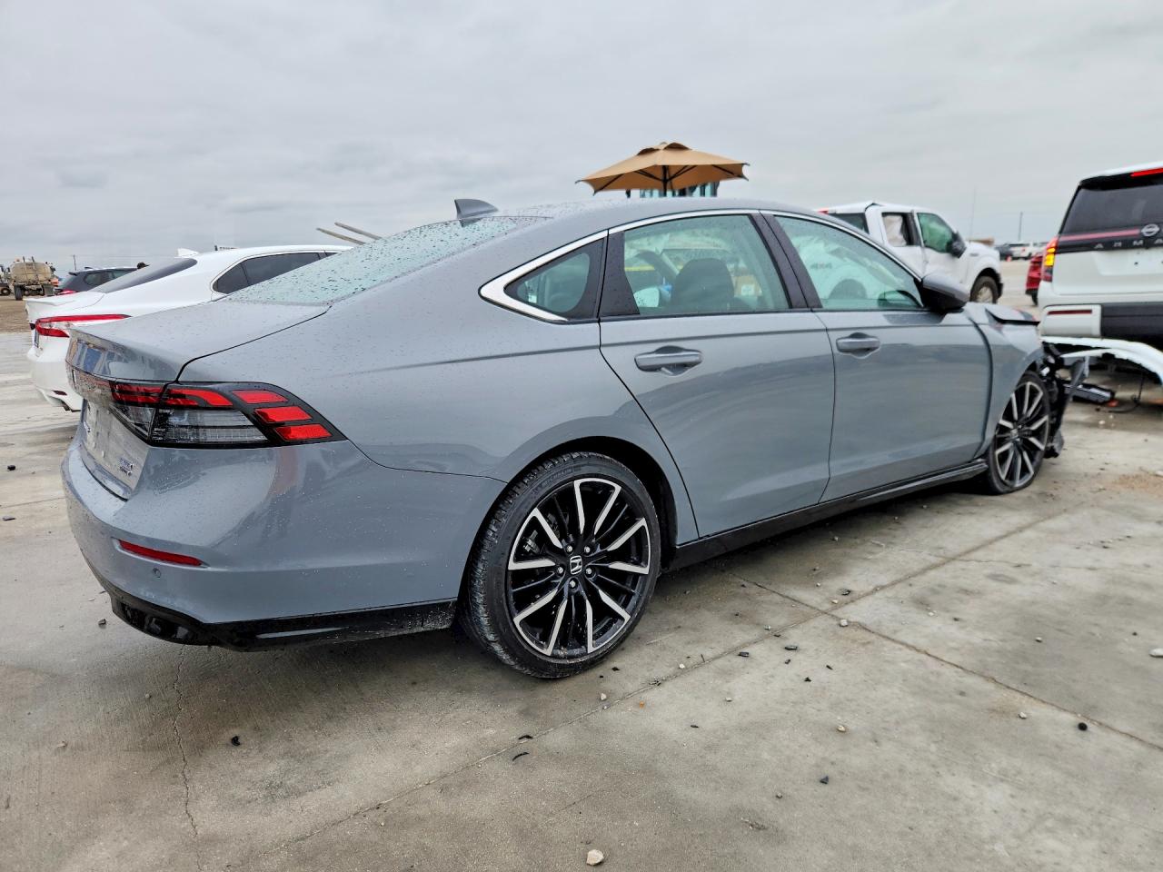 2024 HONDA ACCORD TOURING HYBRID photo 3