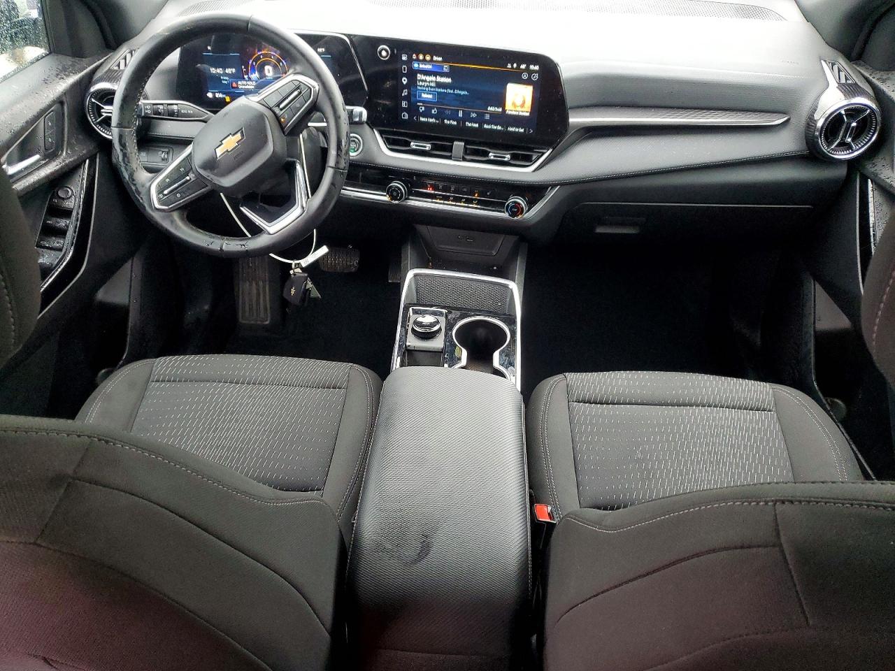 2026 CHEVROLET EQUINOX LT photo 8