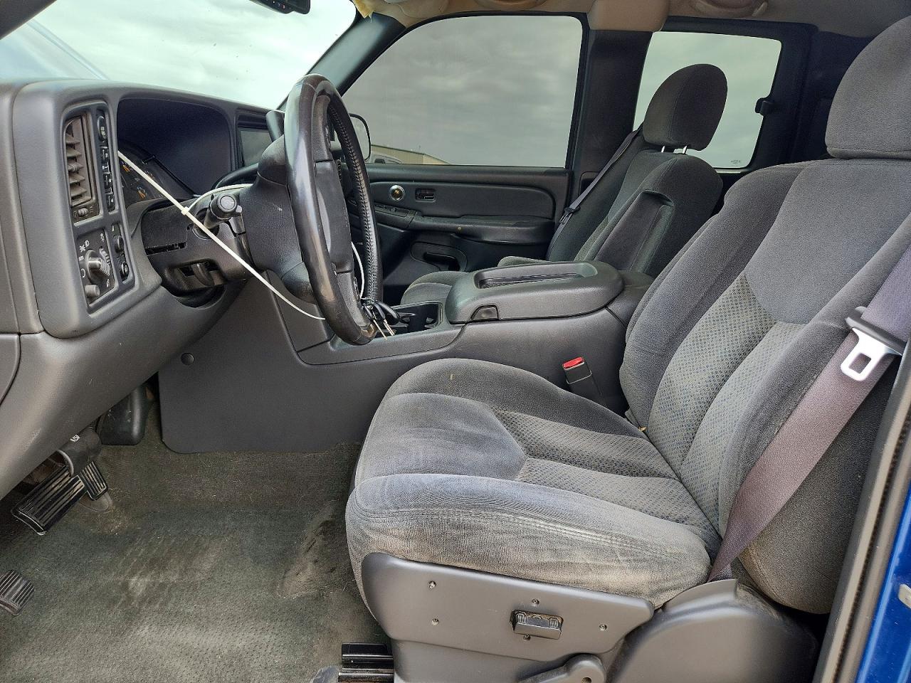 2004 CHEVROLET SILVERADO K1500 photo 19
