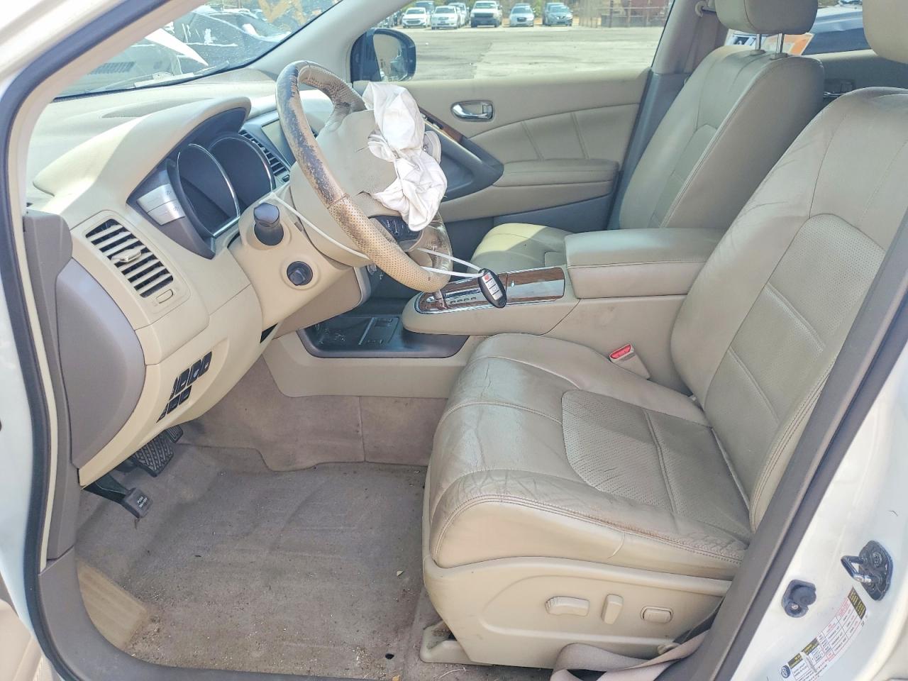 2014 NISSAN MURANO S photo 19