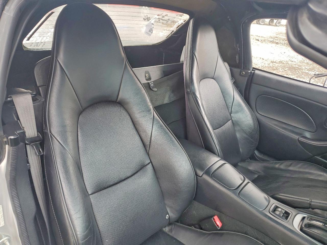 2005 MAZDA MX-5 MIATA BASE photo 28