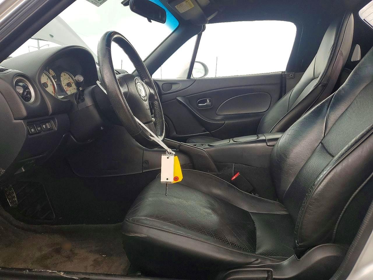 2005 MAZDA MX-5 MIATA BASE photo 19