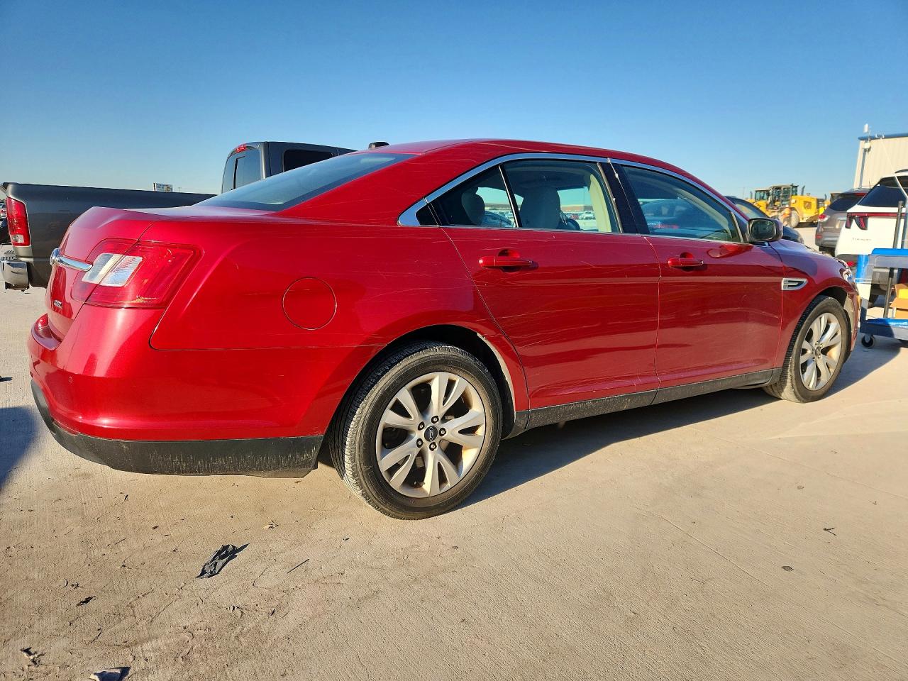 2011 FORD TAURUS SEL photo 5
