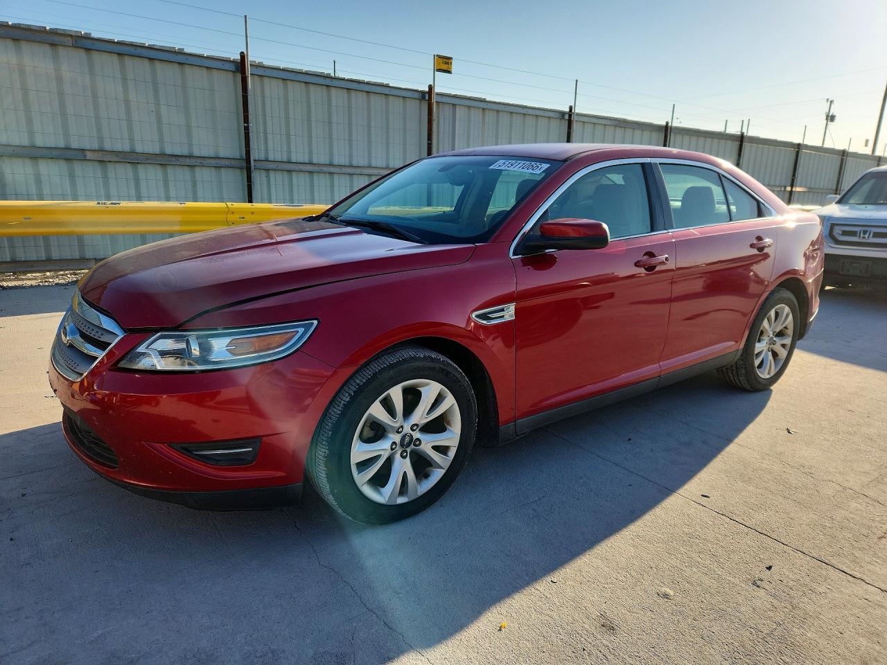 2011 FORD TAURUS