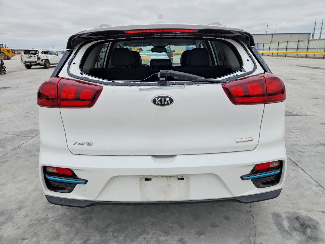 2021 KIA NIRO EX photo 6