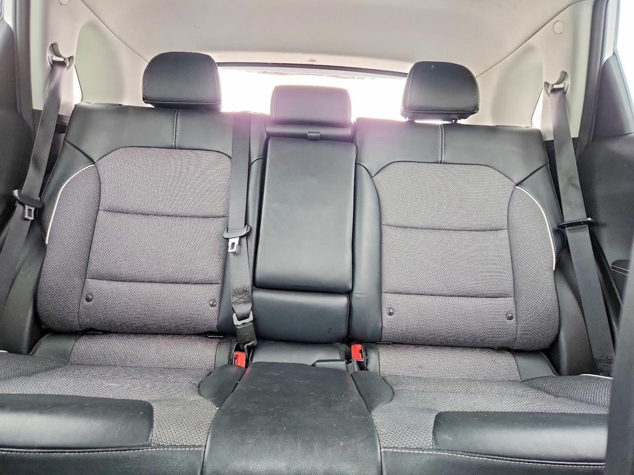 2021 KIA NIRO EX photo 10