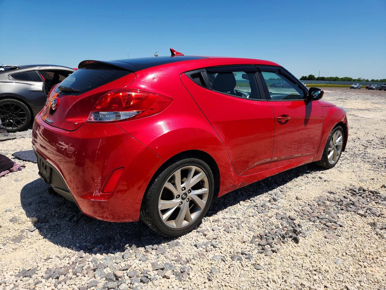 2016 HYUNDAI VELOSTER BASE photo 3