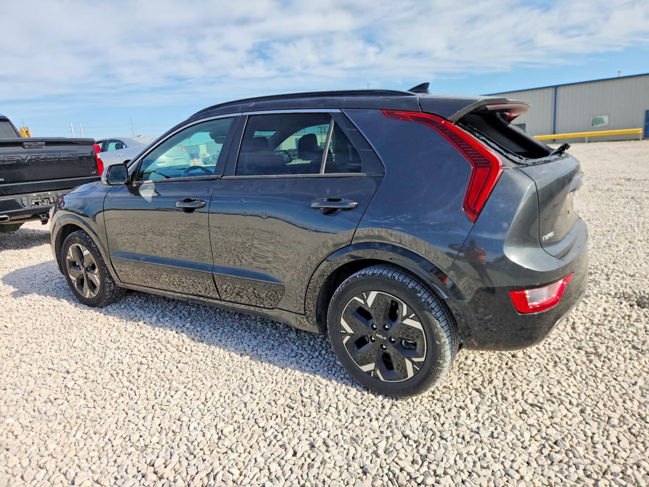 2023 KIA NIRO WIND photo 2