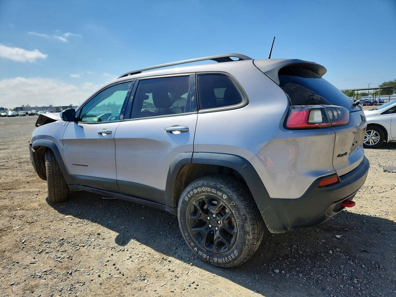 2019 JEEP CHEROKEE TRAILHAWK photo 5