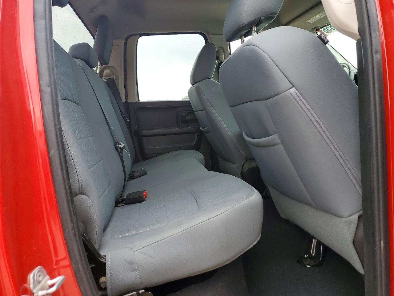 2013 RAM 1500 ST photo 28