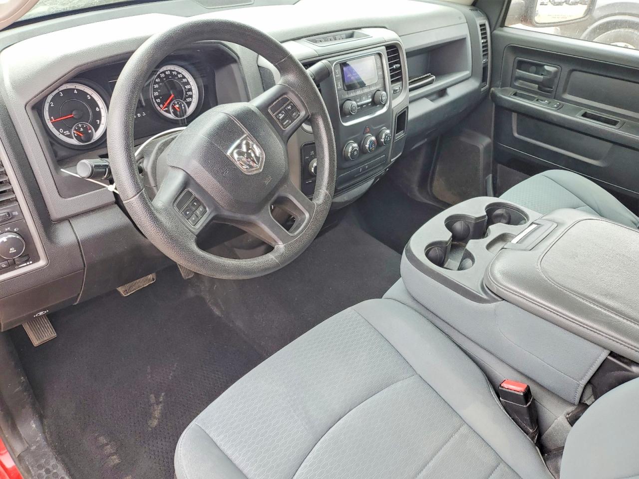 2013 RAM 1500 ST photo 22