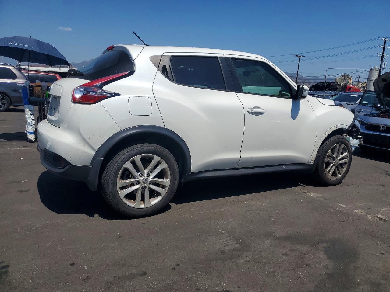 2015 NISSAN JUKE S photo 3