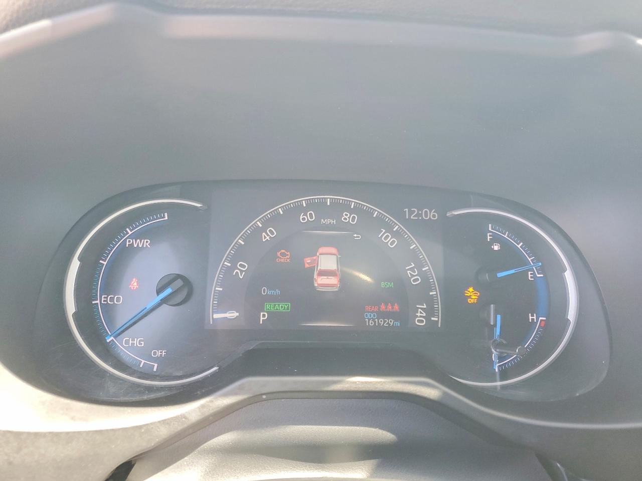 2021 TOYOTA RAV4 XSE photo 17