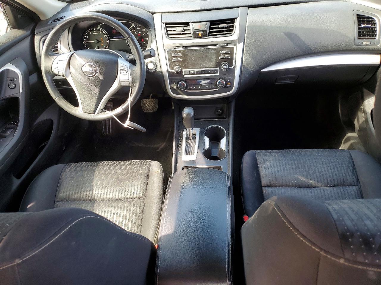 2017 NISSAN ALTIMA 2.5 SV photo 22
