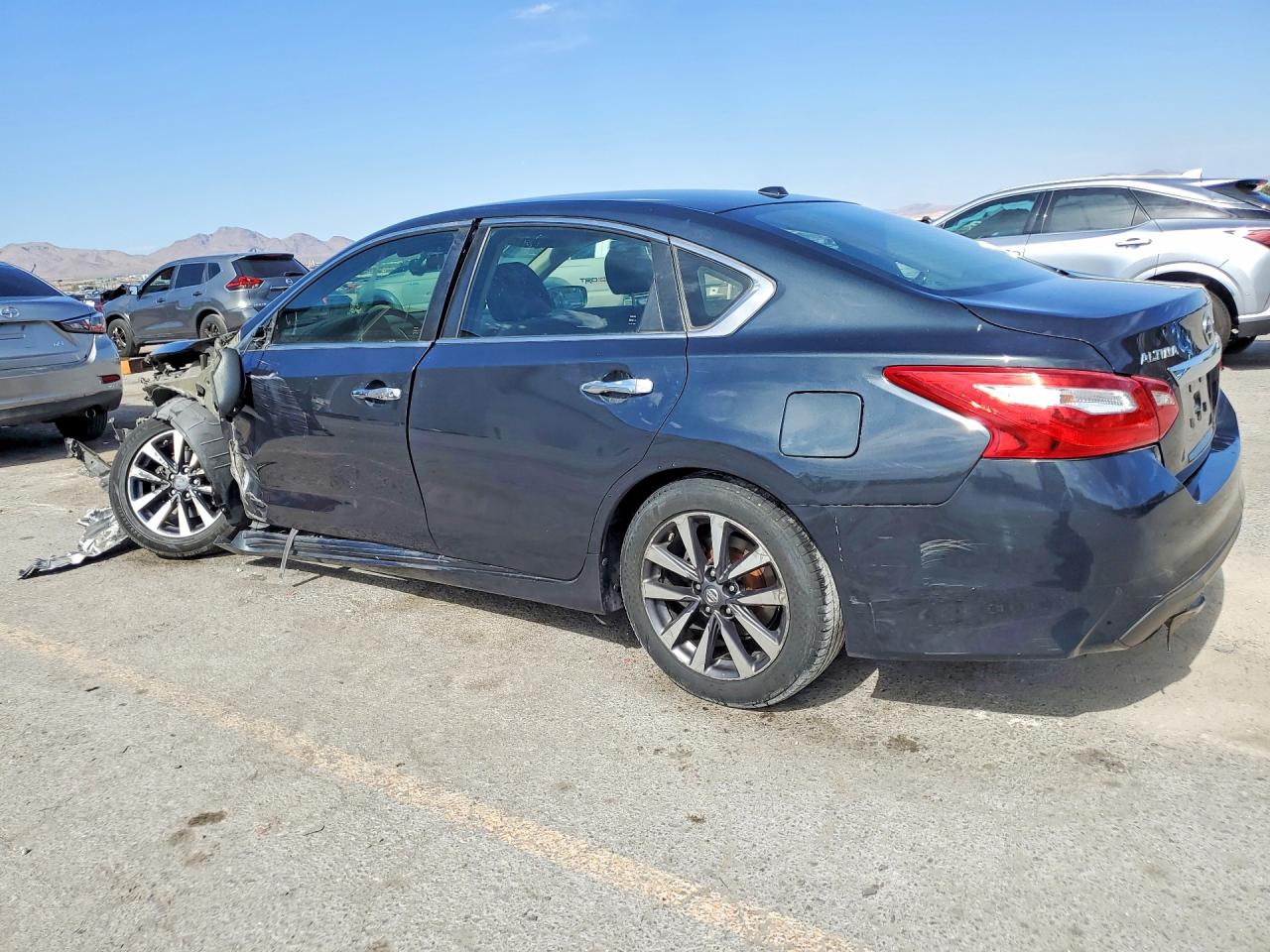 2017 NISSAN ALTIMA 2.5 SV photo 4