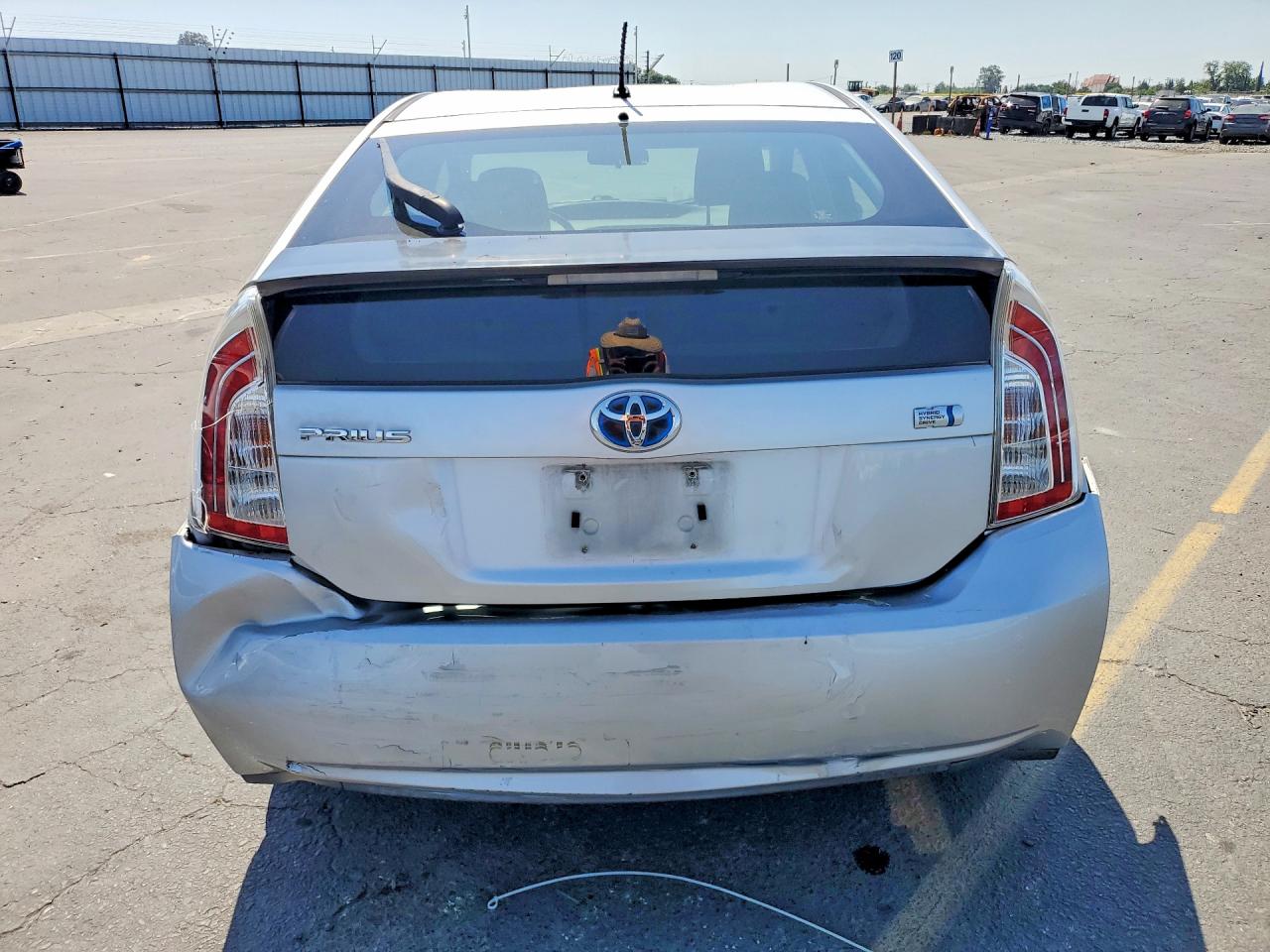 2012 TOYOTA PRIUS TWO photo 11
