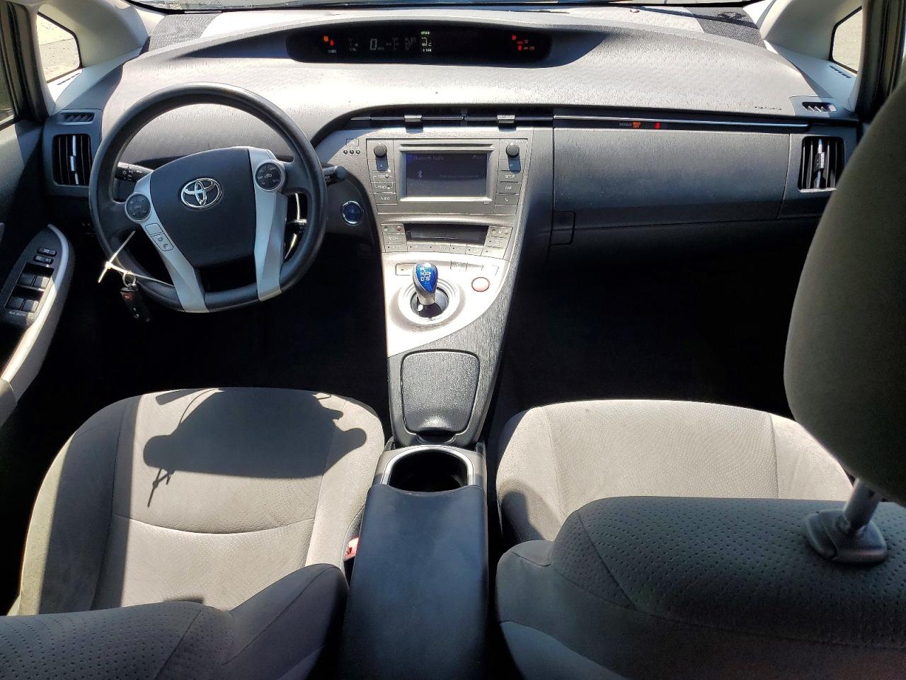 2012 TOYOTA PRIUS TWO photo 15