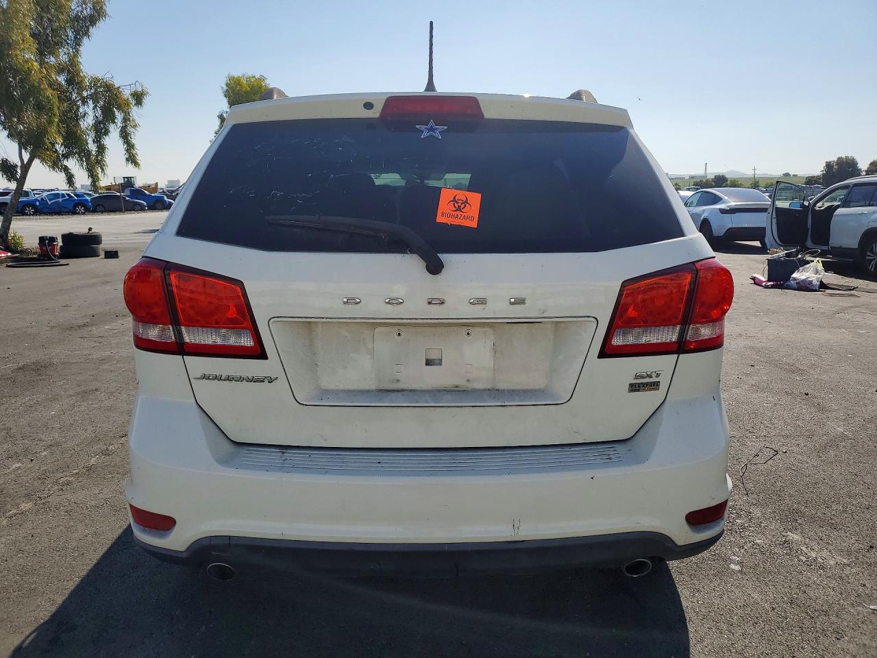 2014 DODGE JOURNEY SXT photo 6
