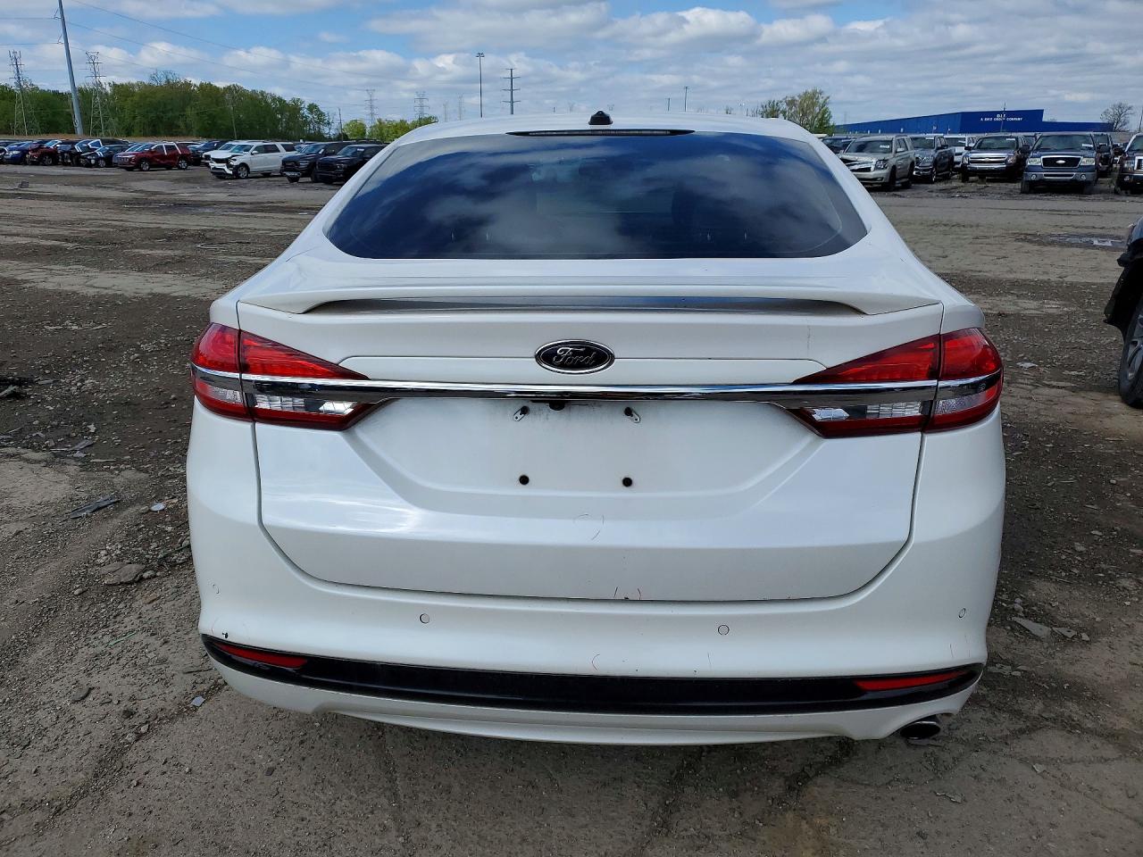 2017 FORD FUSION TITANIUM HEV photo 11