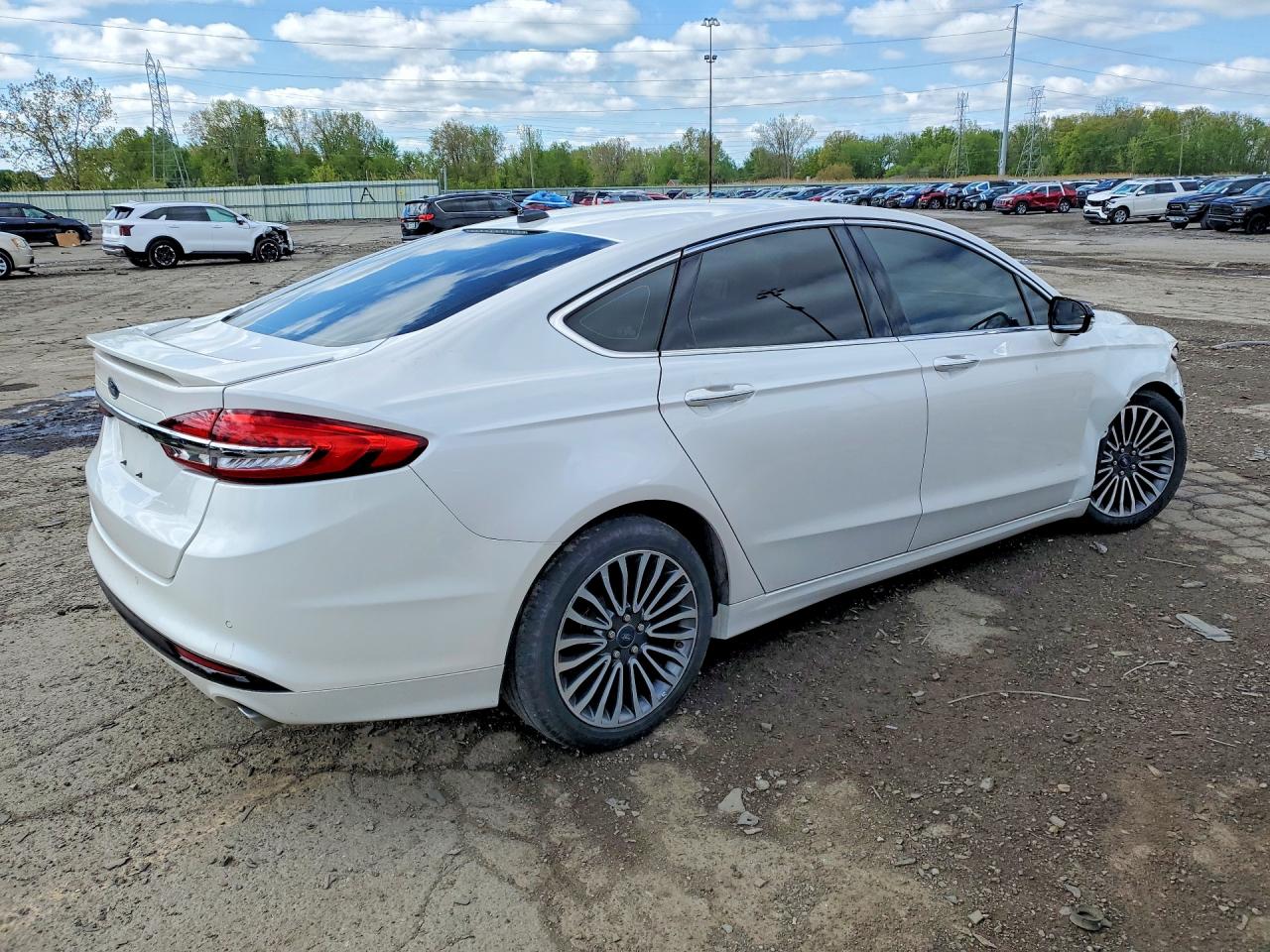 2017 FORD FUSION TITANIUM HEV photo 5
