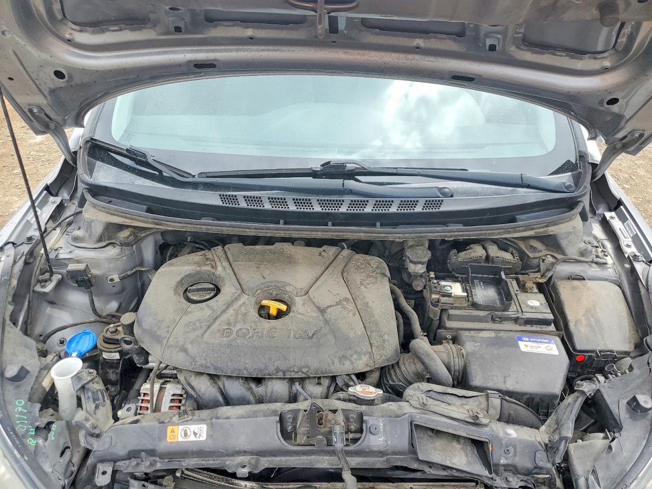 2014 HYUNDAI ELANTRA SE photo 31