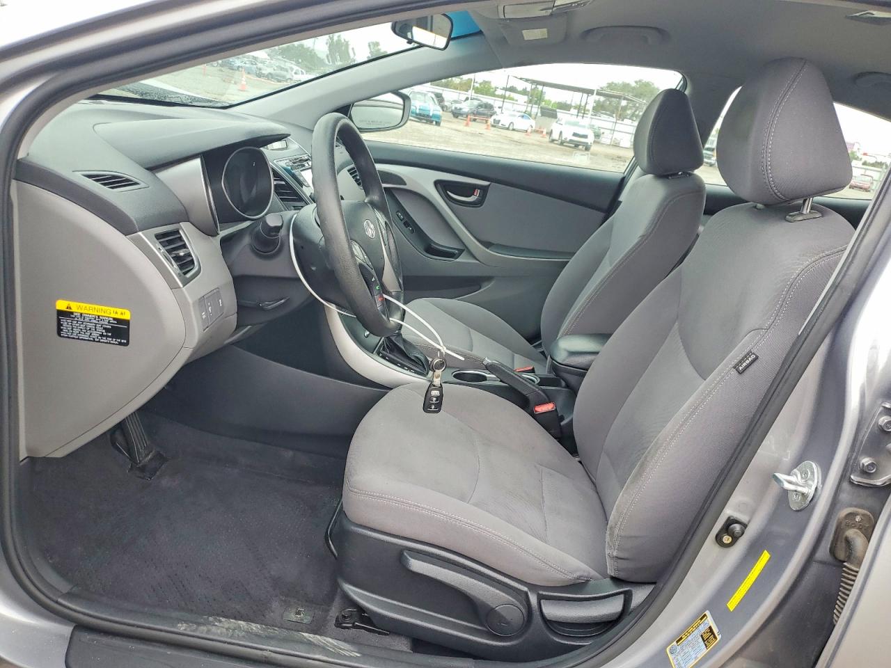 2014 HYUNDAI ELANTRA SE photo 19