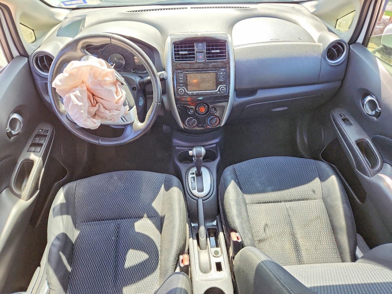 2016 NISSAN VERSA NOTE SV photo 8