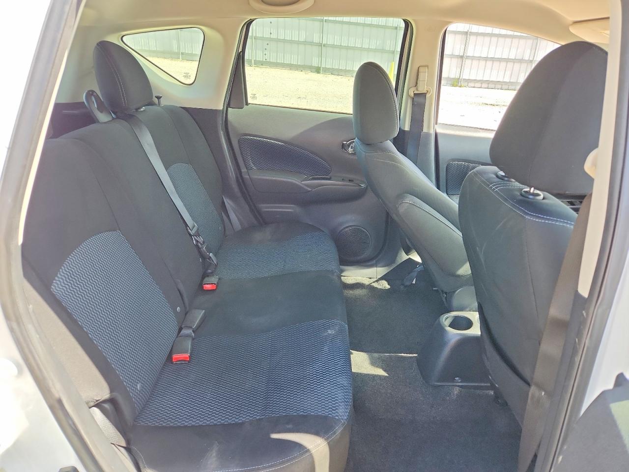 2016 NISSAN VERSA NOTE SV photo 10