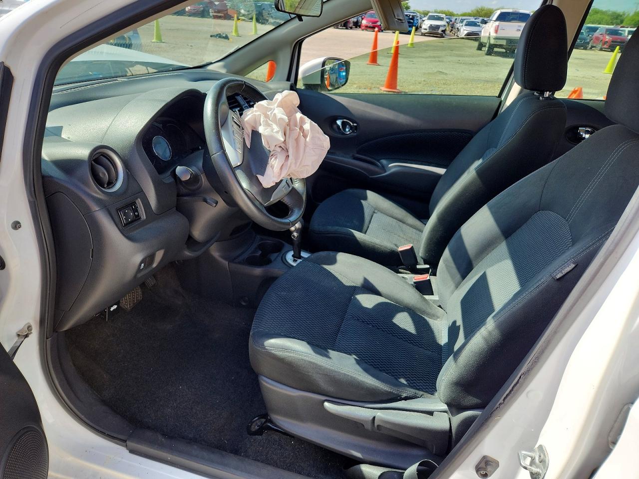 2016 NISSAN VERSA NOTE SV photo 7